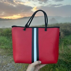 Haute shore Erin neoprene bag with matching wristlet in Red EUC